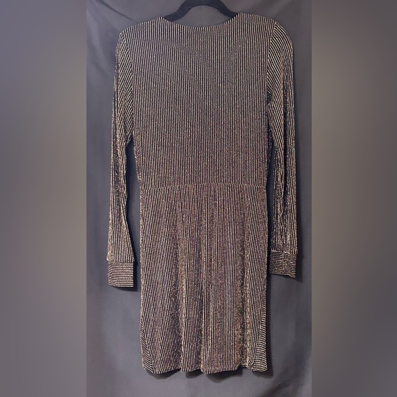 Maurciano Dress Black & Gold. Gorgeous for the holidays! - Picture 5 of 5